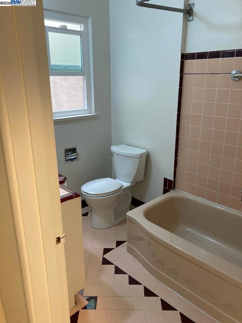 2268 Park Blvd Property Photo 13