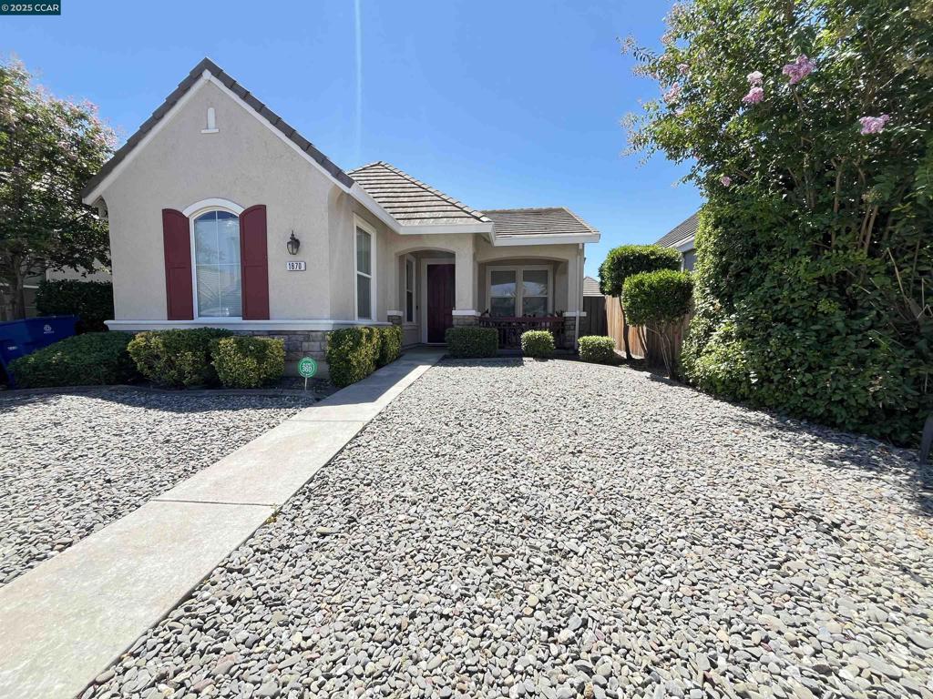 1870 Zurlo Way Property Photo 2