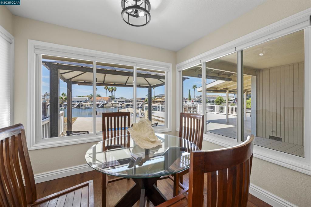 51 Discovery Bay Blvd Property Photo 16