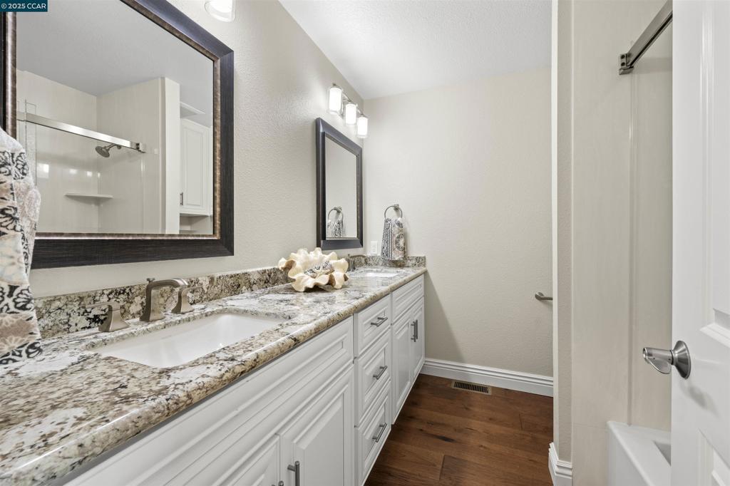 51 Discovery Bay Blvd Property Photo 26