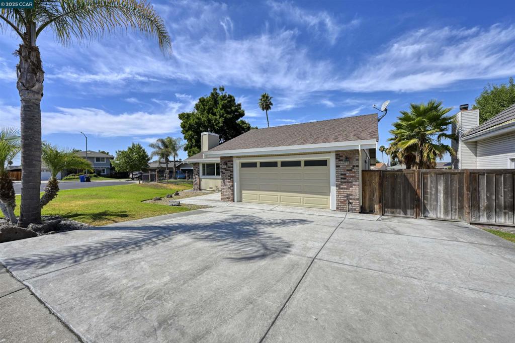 51 Discovery Bay Blvd Property Photo 47