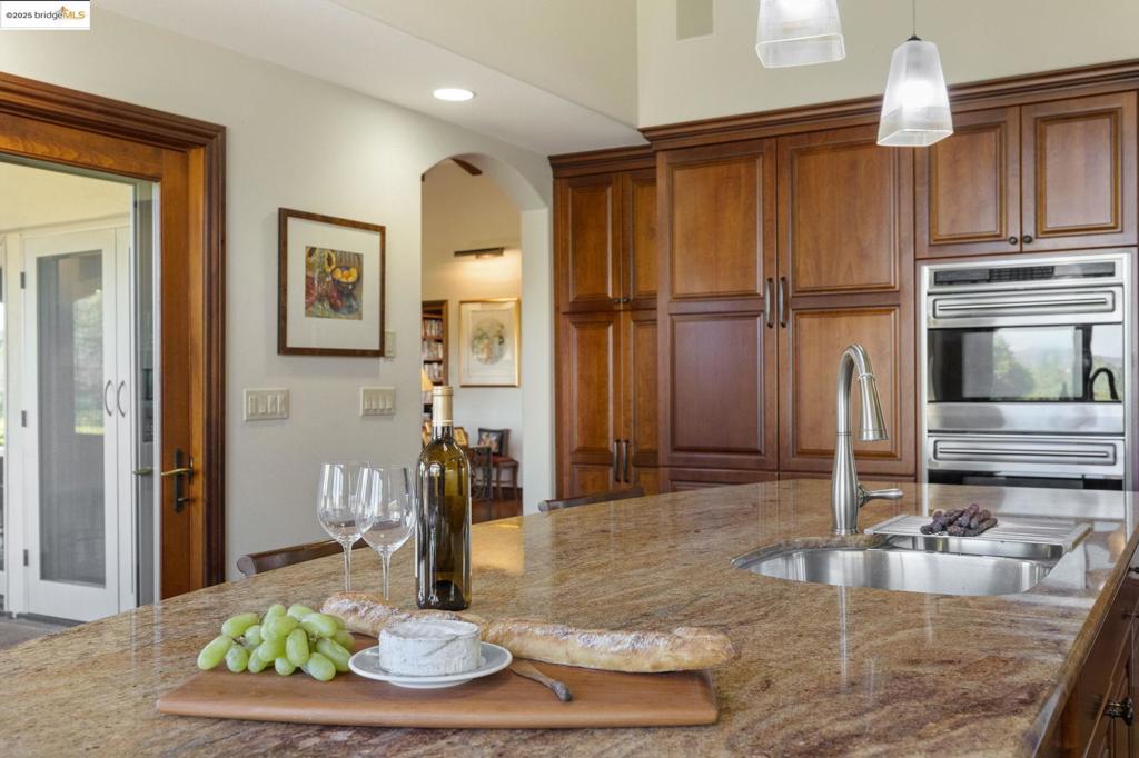 10270 Slate Rim Rd Property Photo 18