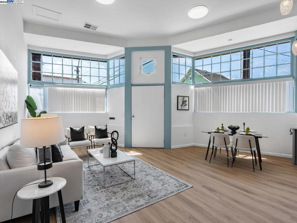 2801 38th Ave Property Photo 17