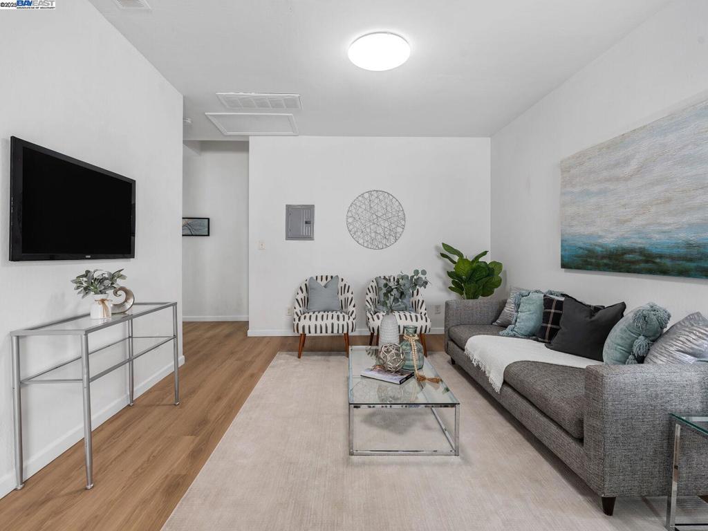 2801 38th Ave Property Photo 43