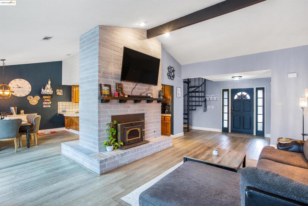 2633 Bayberry Dr Property Photo 7