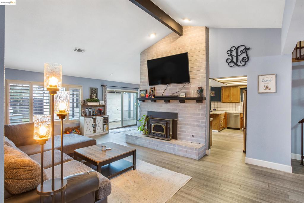 2633 Bayberry Dr Property Photo 9