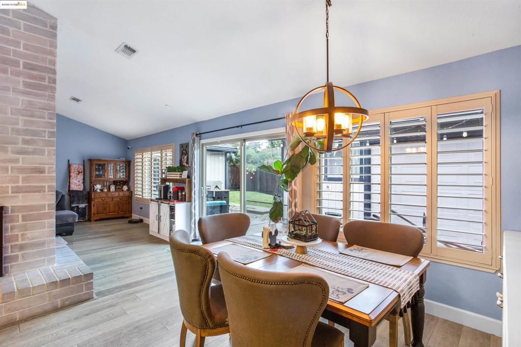 2633 Bayberry Dr Property Photo 10