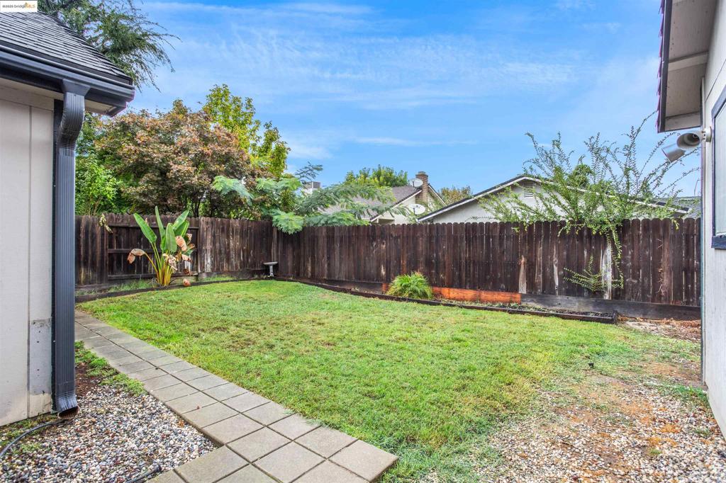 2633 Bayberry Dr Property Photo 31