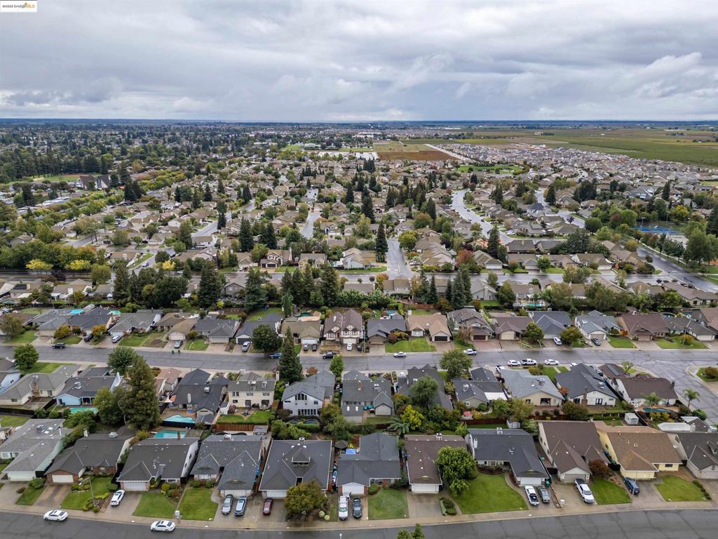 2633 Bayberry Dr Property Photo 44