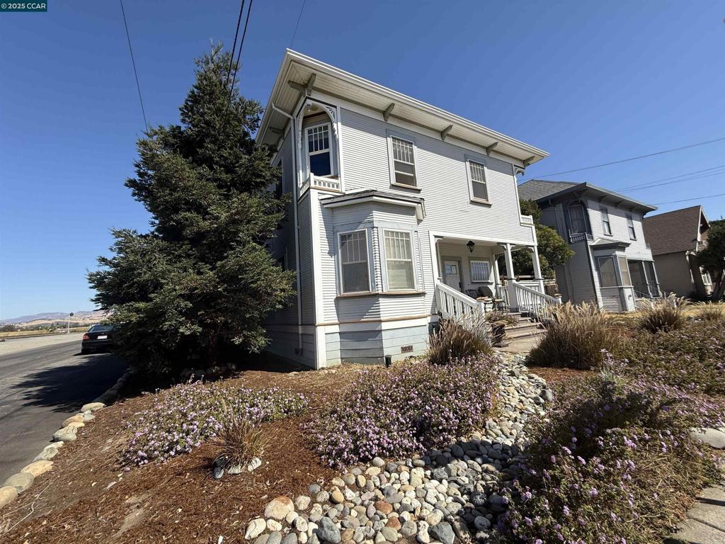 200 Solano St Property Photo 3