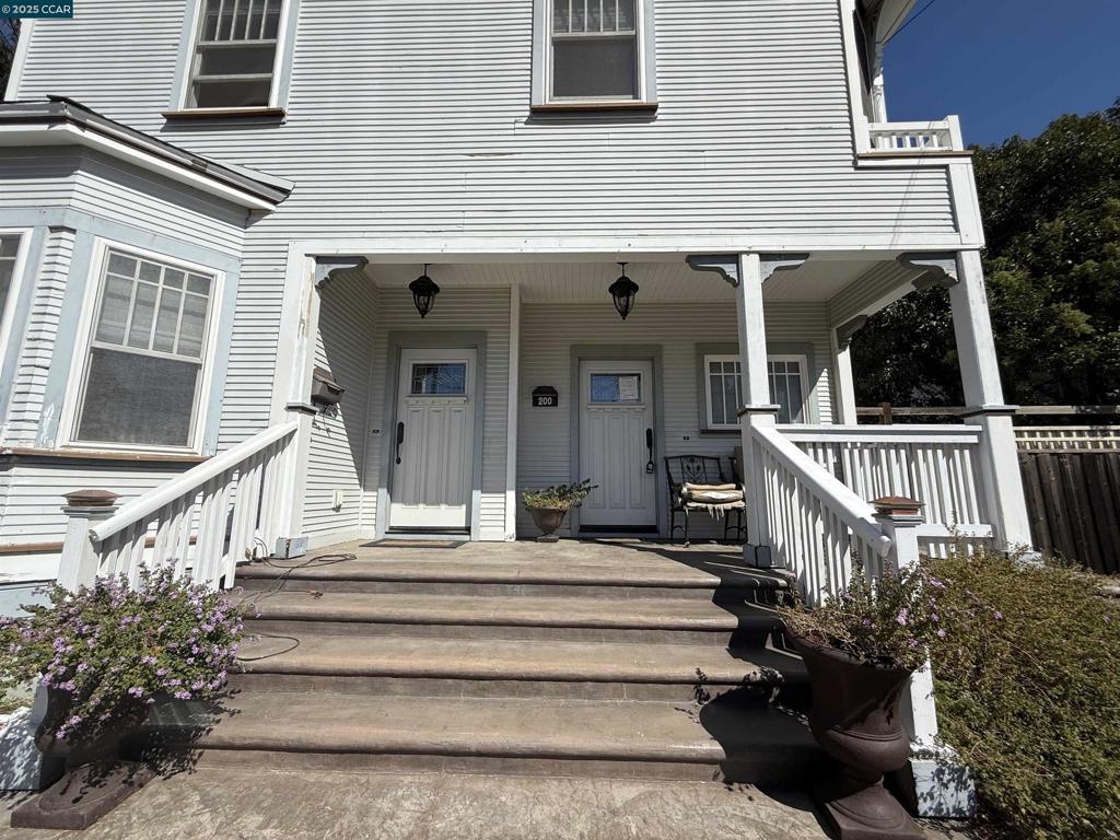 200 Solano St Property Photo 4