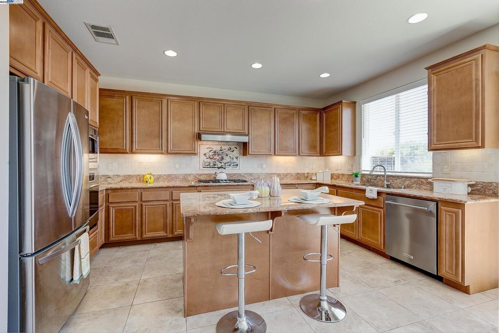 2528 Amantea Way Property Photo 17