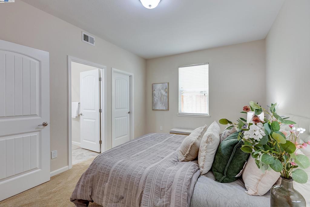 2528 Amantea Way Property Photo 38