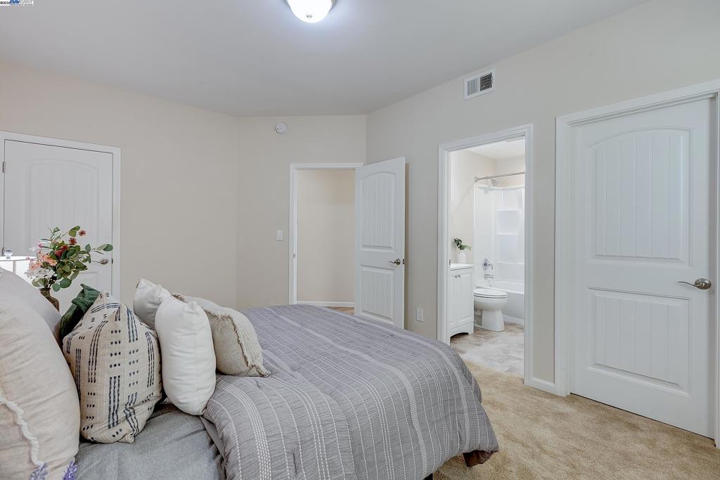 2528 Amantea Way Property Photo 40