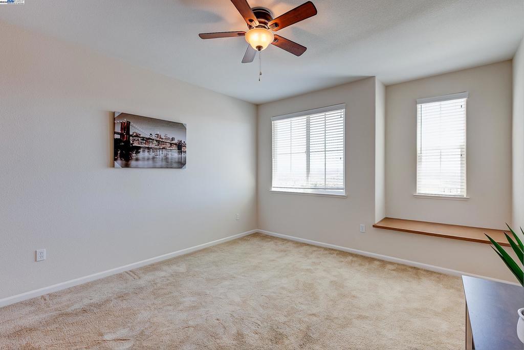 2528 Amantea Way Property Photo 45