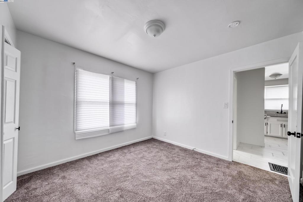 3019 Florida St Property Photo 5