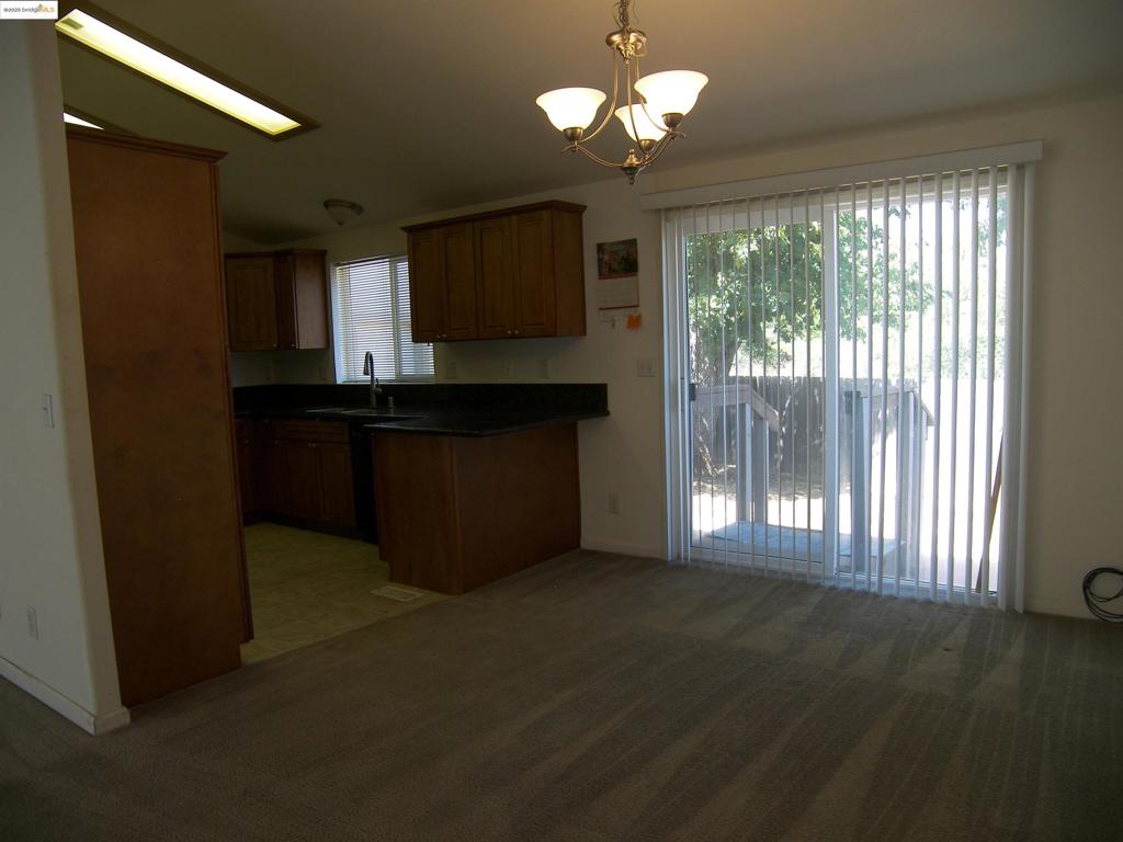 22877 E Parkwood Dr. Property Photo 6