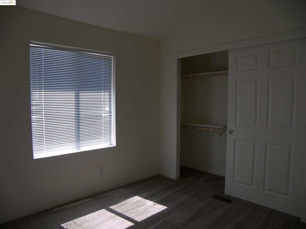 22877 E Parkwood Dr. Property Photo 16
