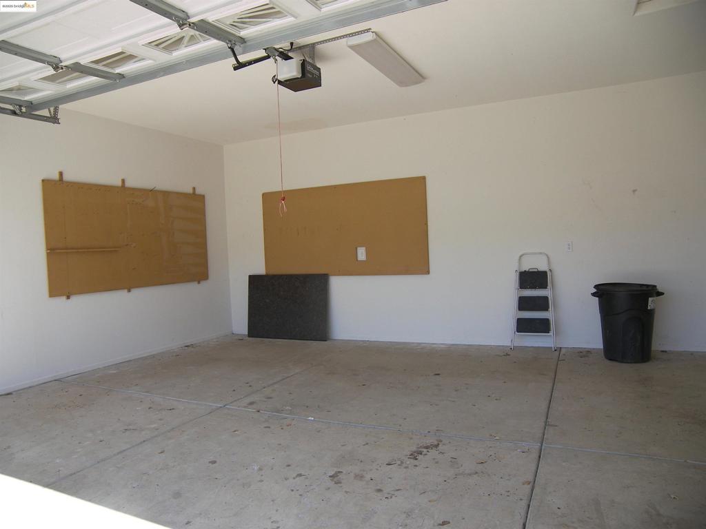 22877 E Parkwood Dr. Property Photo 20