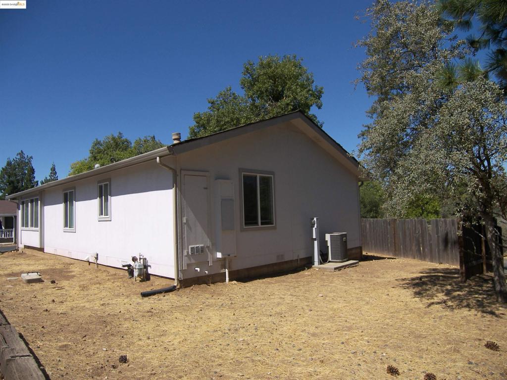 22877 E Parkwood Dr. Property Photo 24