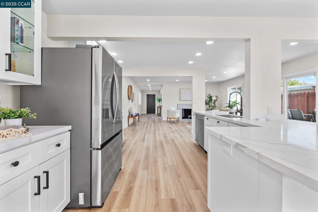 2697 Mayfair Property Photo 15