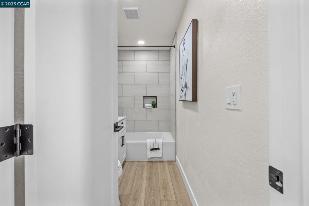 2697 Mayfair Property Photo 29