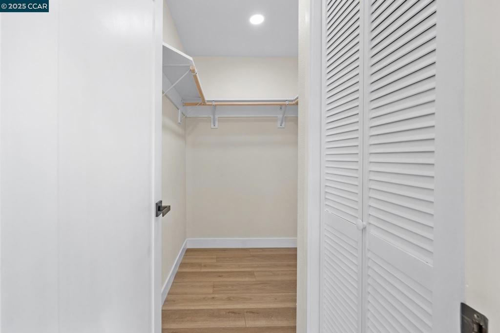 2697 Mayfair Property Photo 41