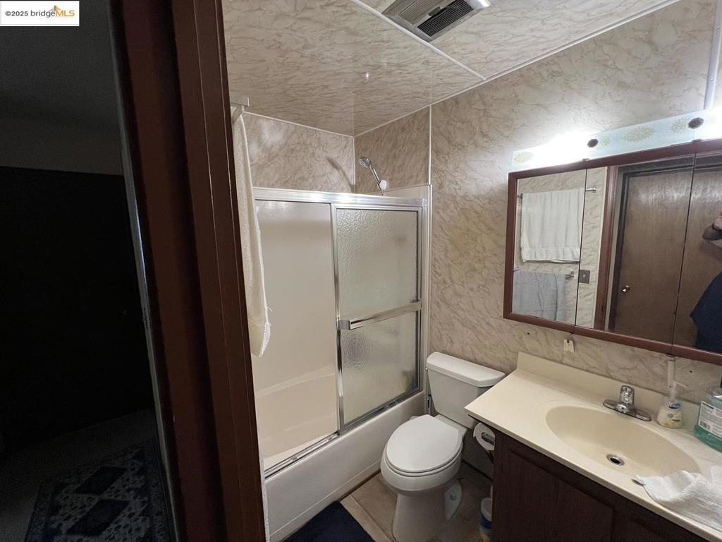 1387 Matheson Dr Property Photo 8