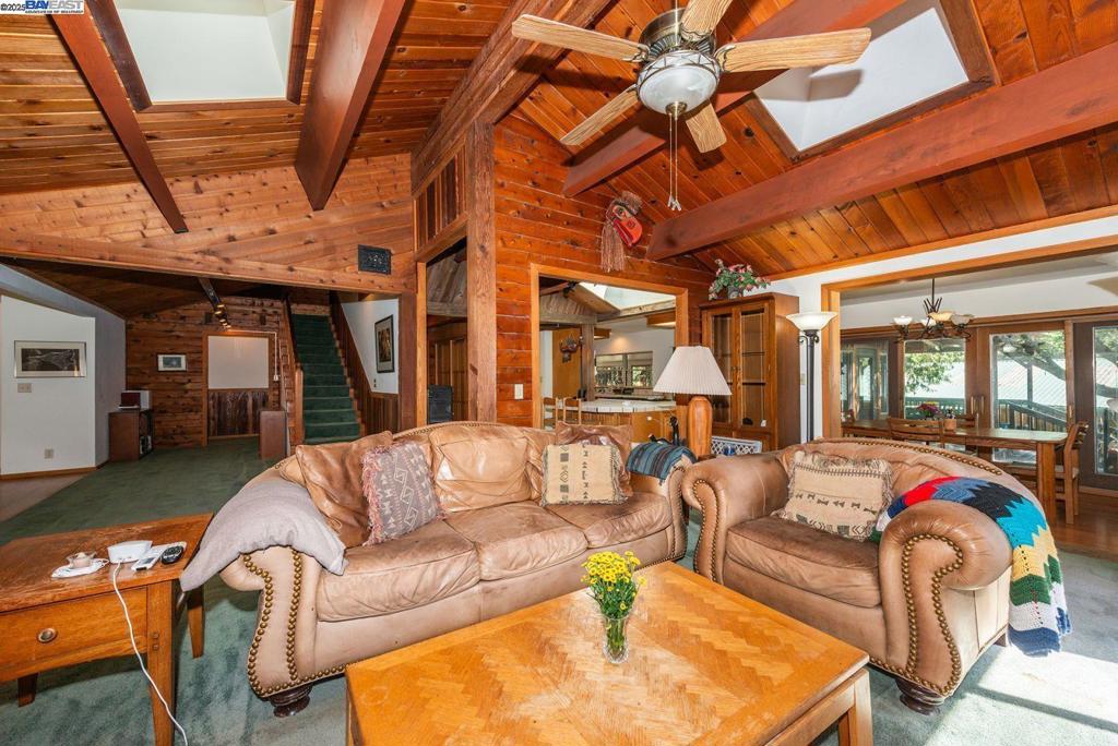 4481 Rush Creek Rd Property Photo 7