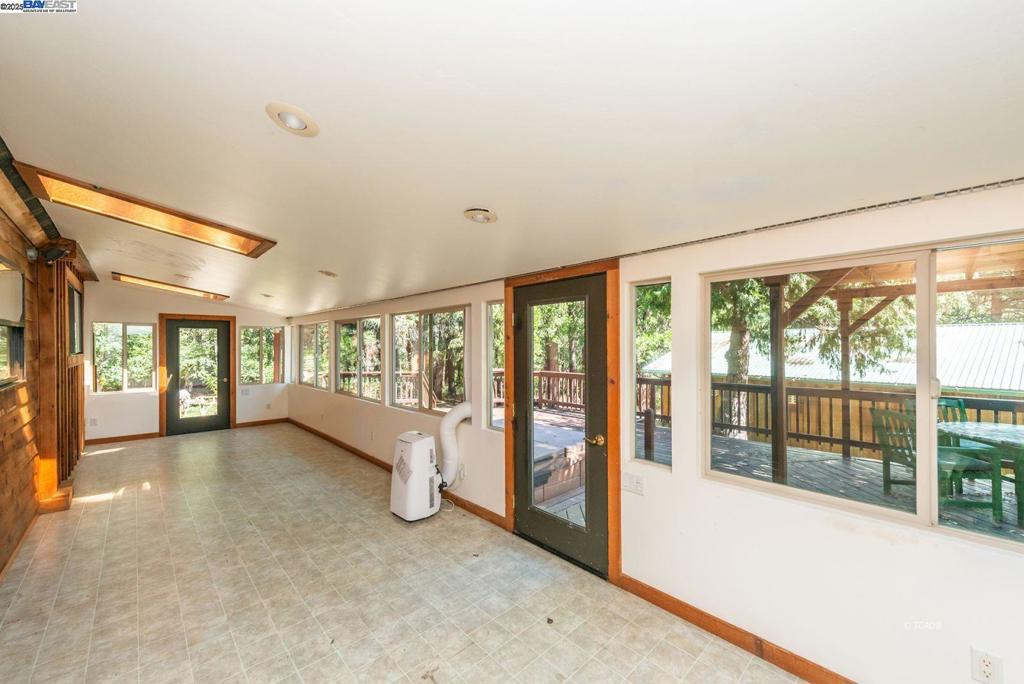 4481 Rush Creek Rd Property Photo 11