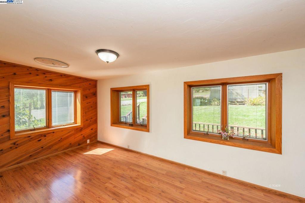 4481 Rush Creek Rd Property Photo 18
