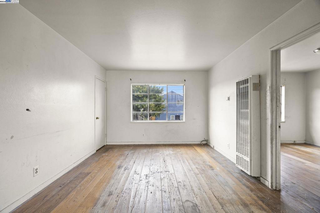 1450 Ward St Property Photo 16