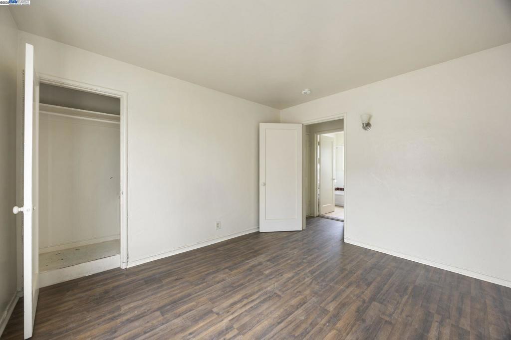 2774 Sacramento St Property Photo 8