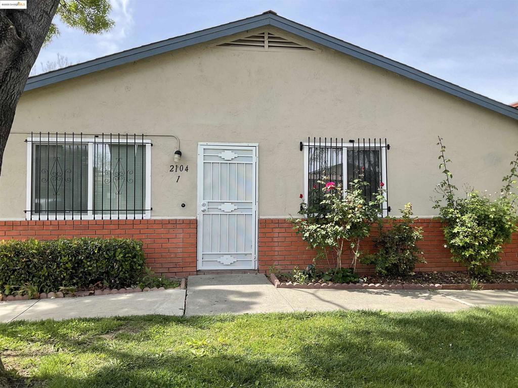 2104 Lemontree Way 1 Property Photo 1