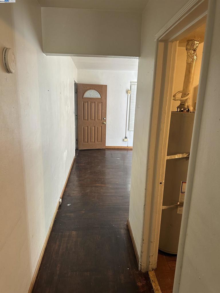 5651 Telegraph Property Photo 14