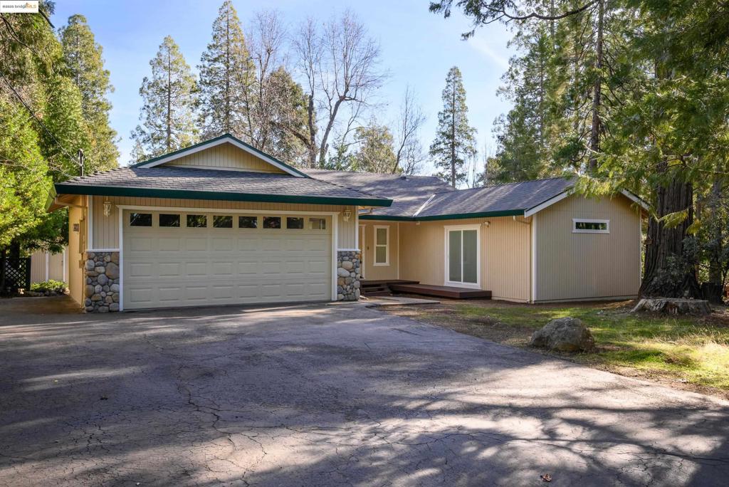 22749 Confidence Rd Property Photo