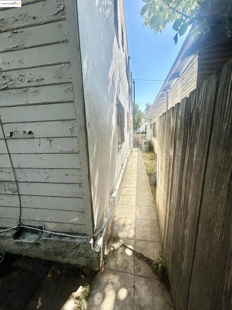 2816 Foothill Blvd Property Photo 14