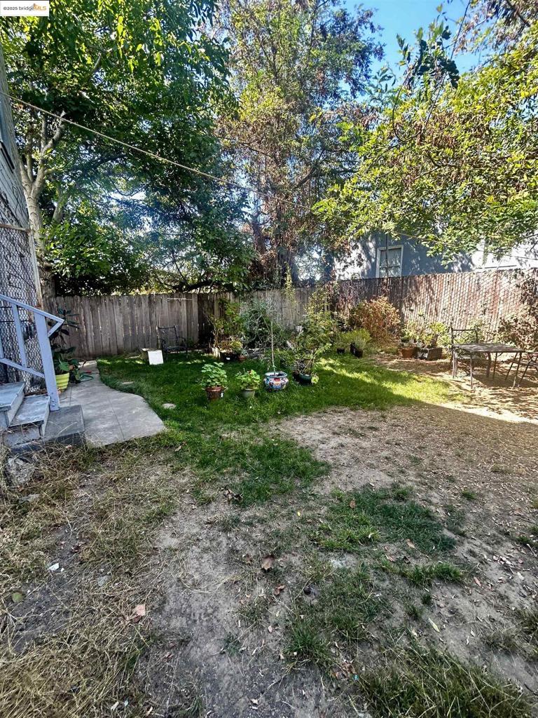 2816 Foothill Blvd Property Photo 15