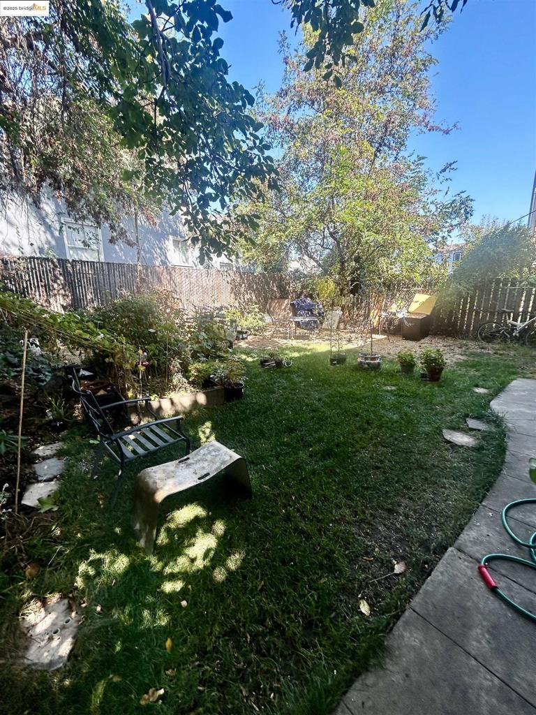 2816 Foothill Blvd Property Photo 16