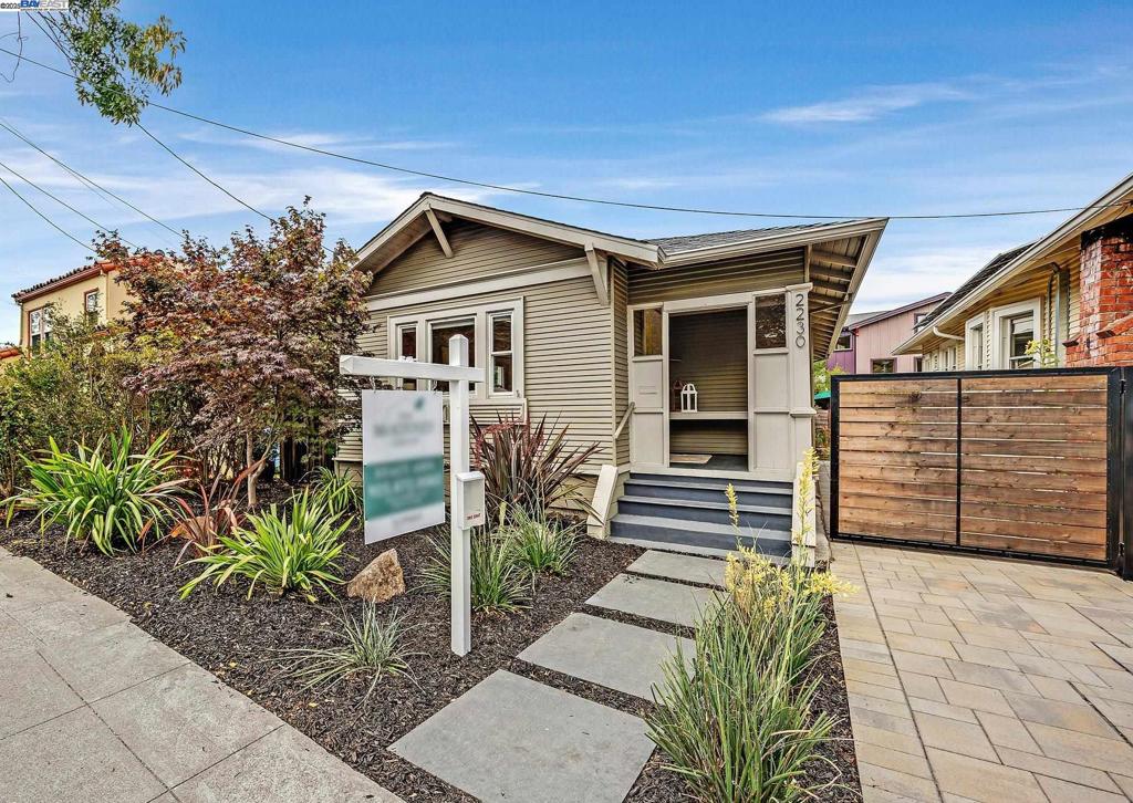 2230 Sacramento St Property Photo 1