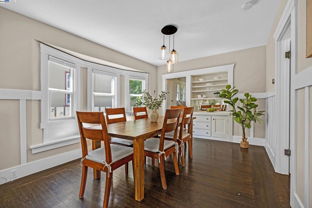 2230 Sacramento St Property Photo 7