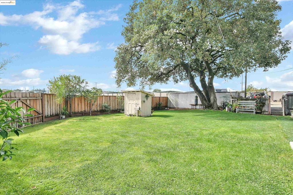310 Sandy Ln Property Photo 19