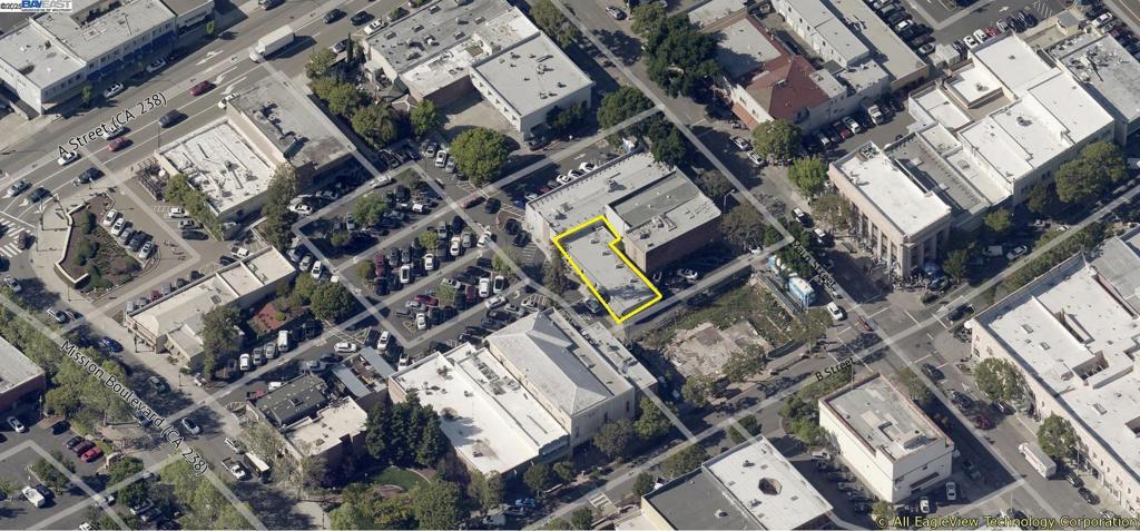 22531 Main St Property Photo 2