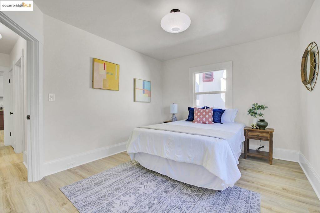 5718 Adeline St Property Photo 15