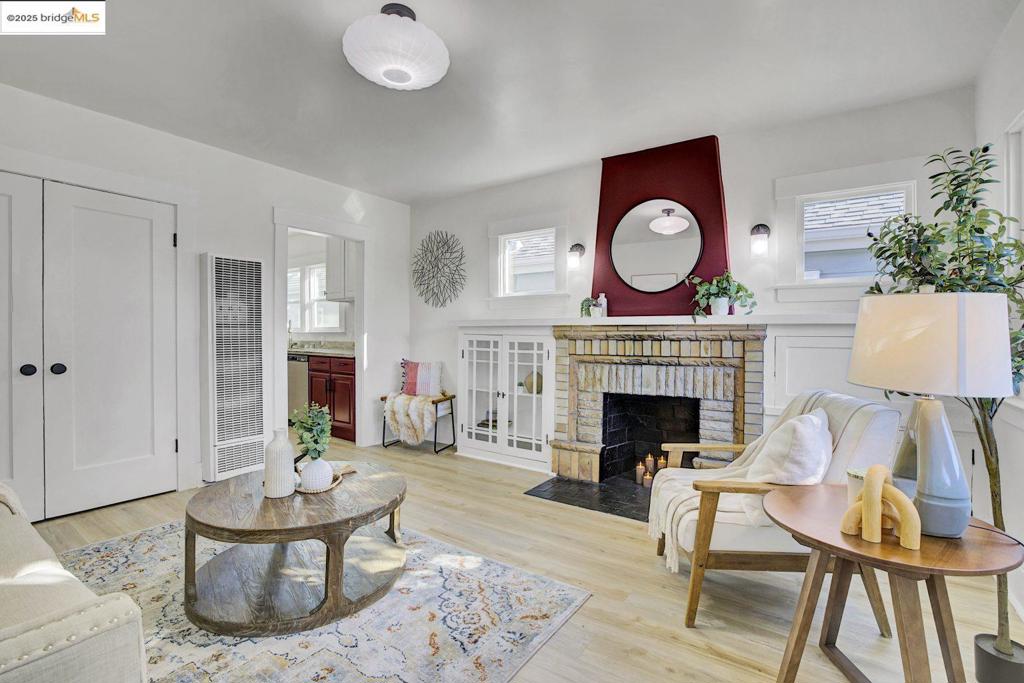 5718 Adeline St Property Photo 19