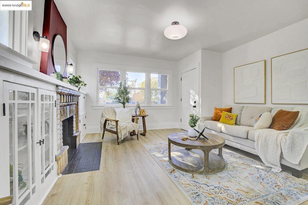 5718 Adeline St Property Photo 20