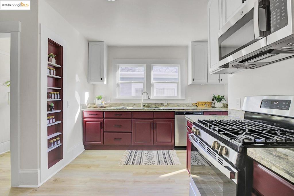 5718 Adeline St Property Photo 26