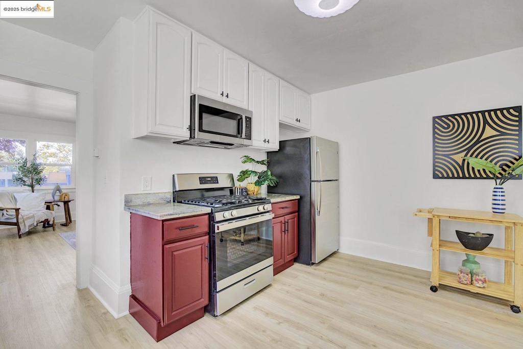 5718 Adeline St Property Photo 27