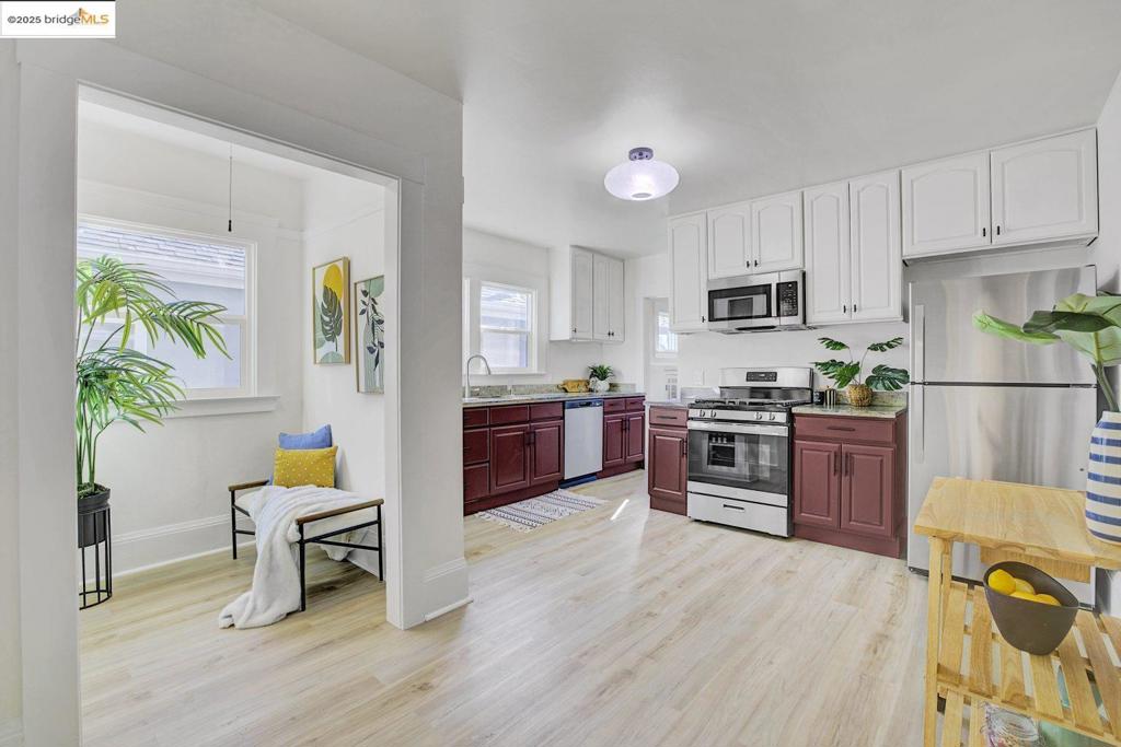 5718 Adeline St Property Photo 29