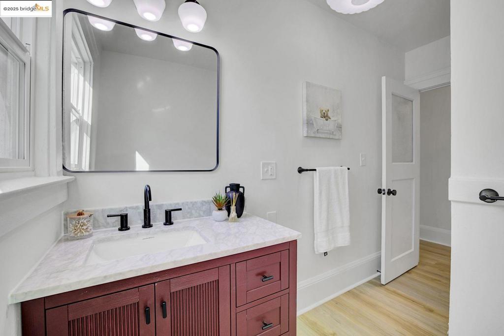 5718 Adeline St Property Photo 35